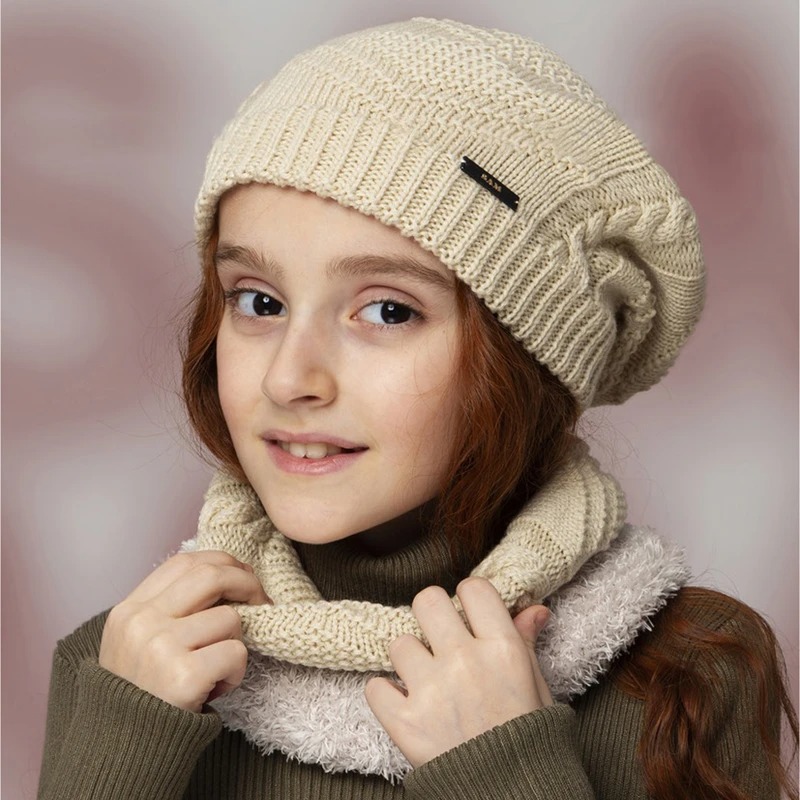 ست شال و کلاه بچگانه داخل خز سام 435