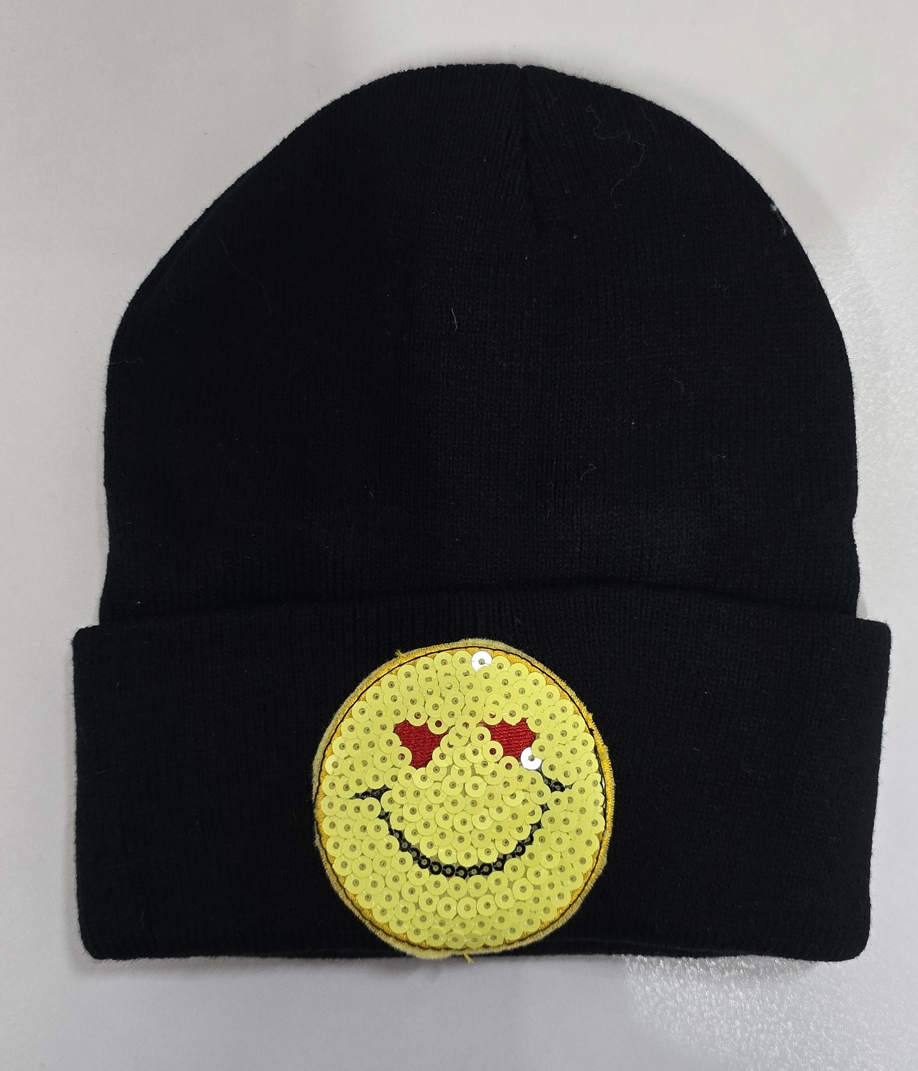 کلاه بافتنی استیکر چشم قلبی رنگ مشکی